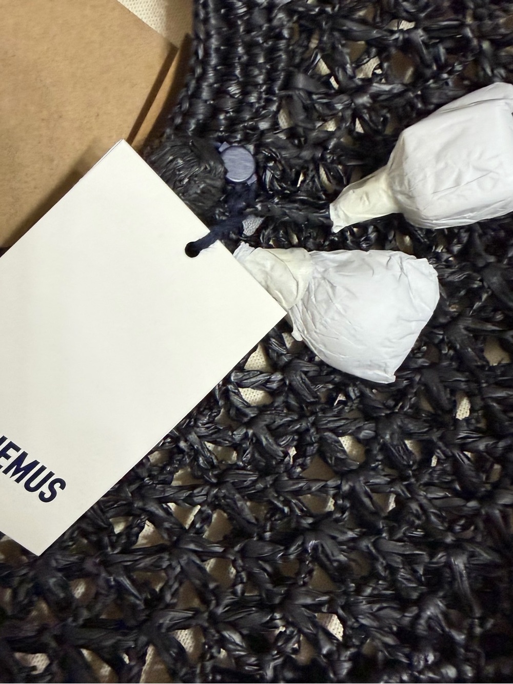 Jacquemus Black Woven Heart Tote with White Tassels - Picture 7 of 9
